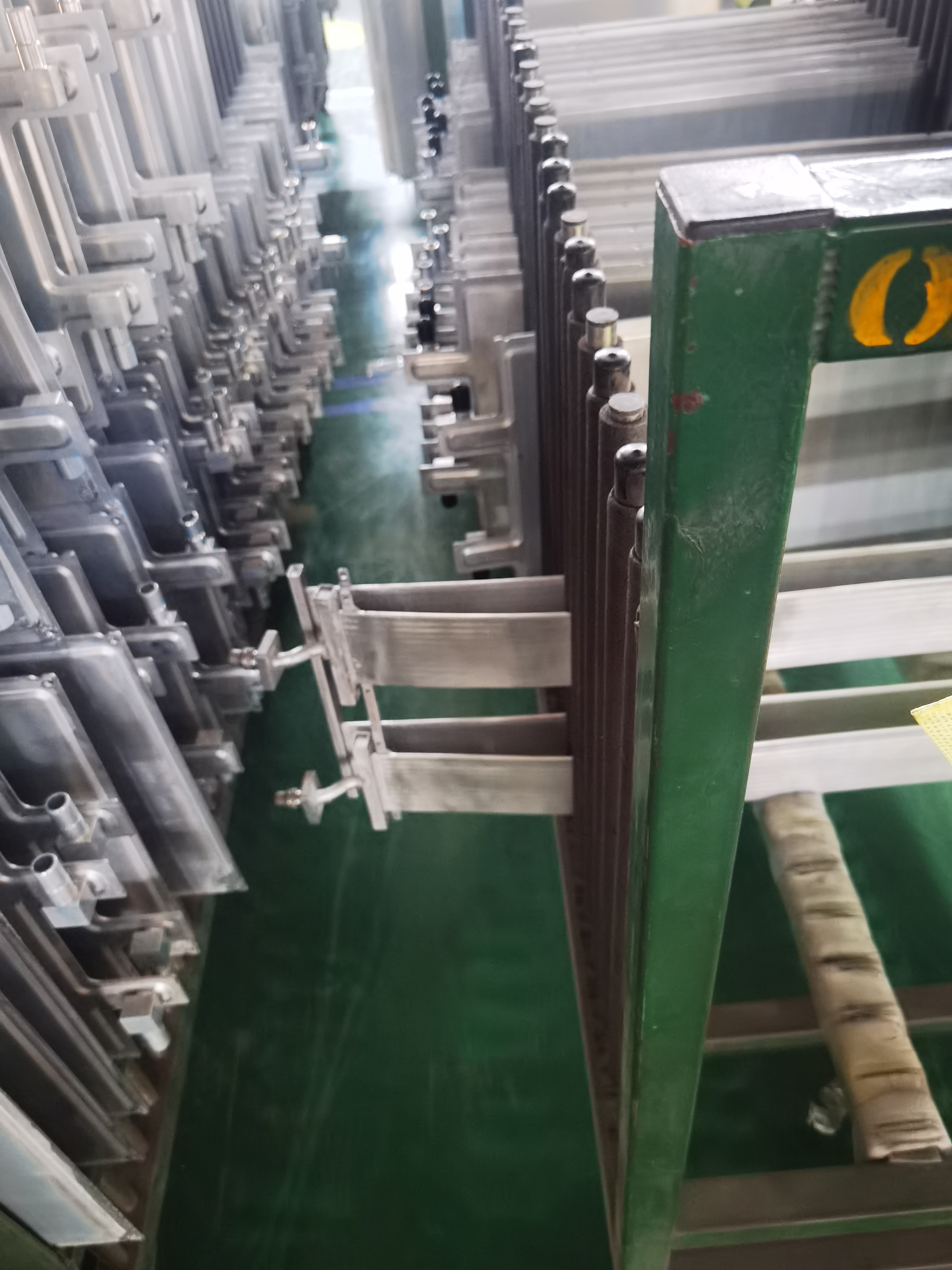 Principio de funcionamiento del sistema de refrigeración de vehículos de nueva energía.