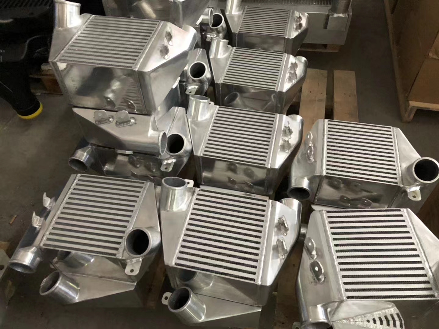 Pros y contras de los intercoolers en modificaciones de automóviles.